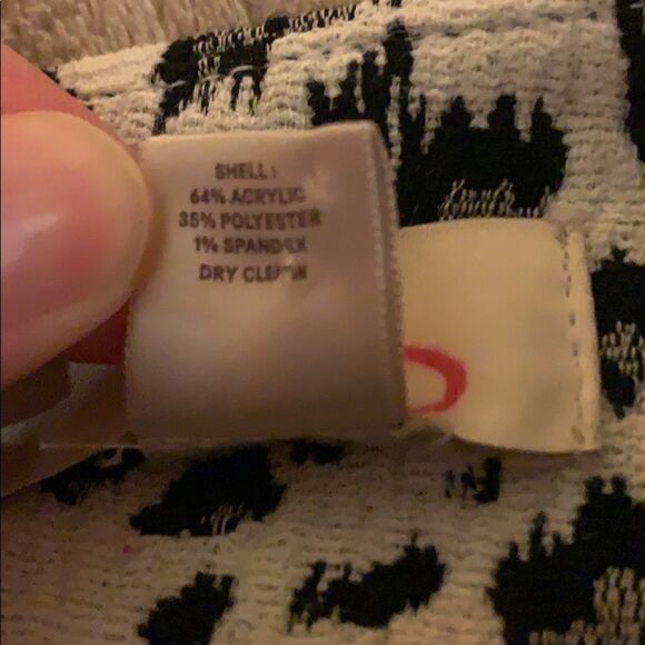 ✨Loft Snow leopard print skirt - Picture 4 of 4